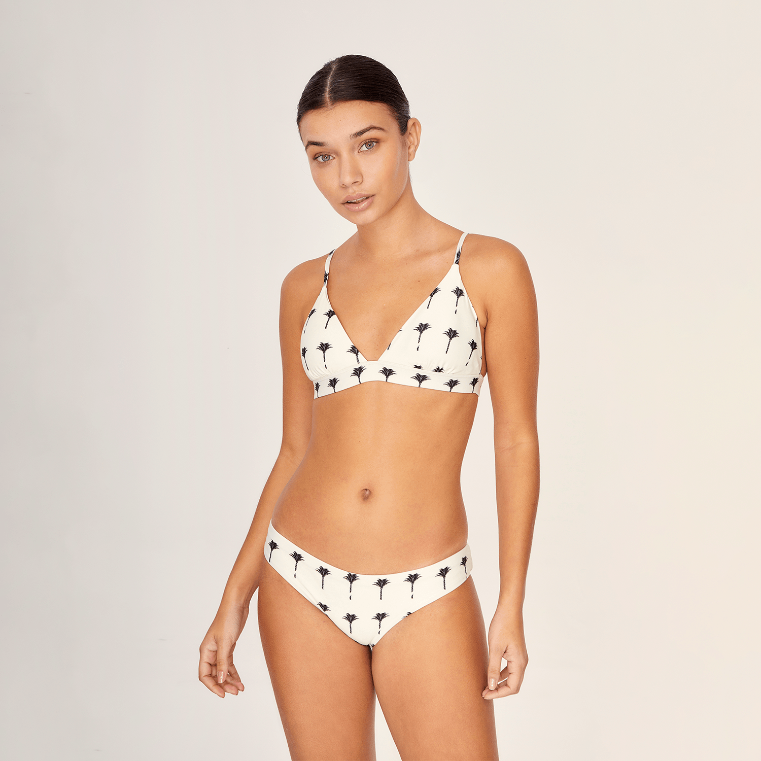 . BIKINI BOTTOM 25 HIPSTER BOTTOM THE PALMS 18