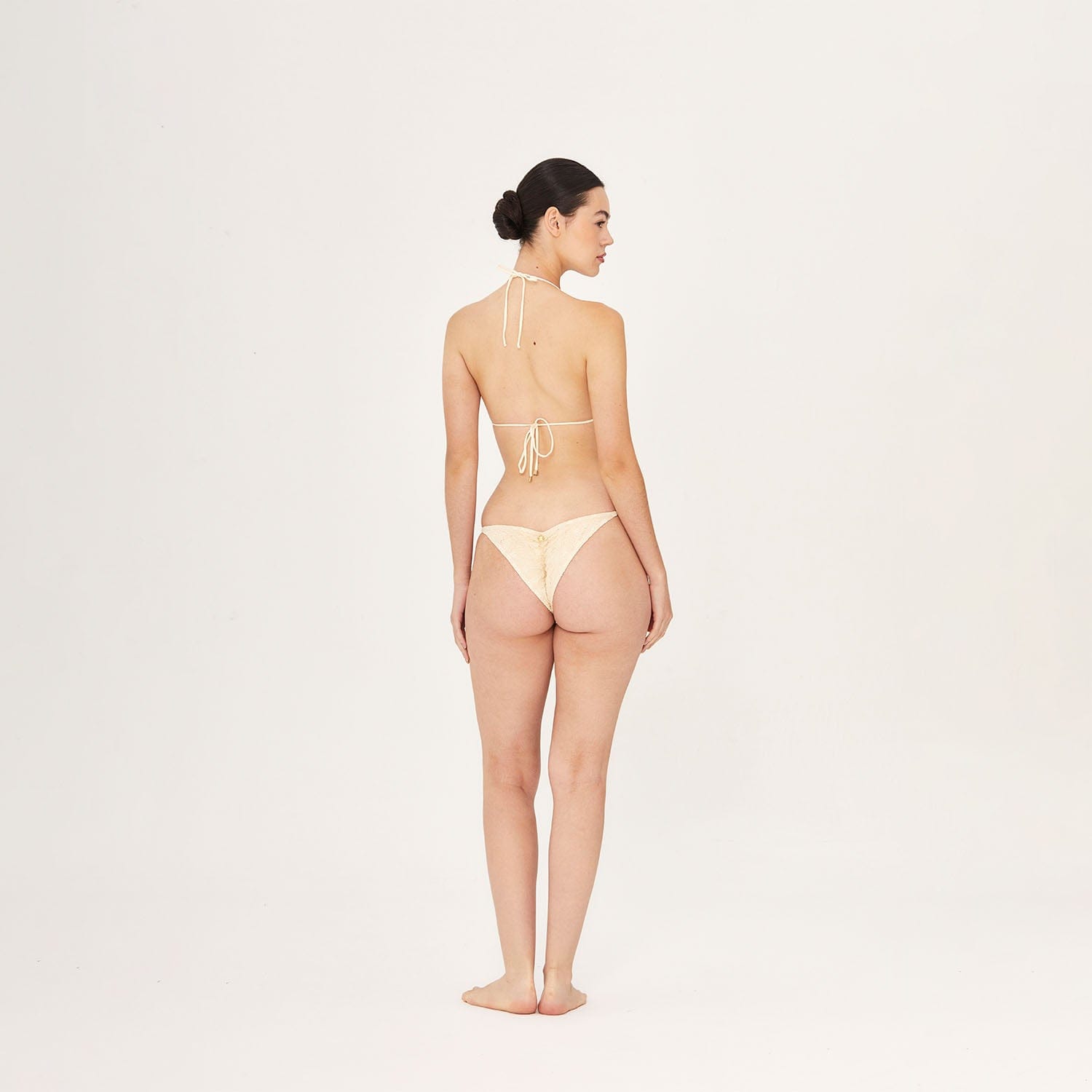 . BIKINI BOTTOM 26 STRING BOTTOM LA PERLE 15