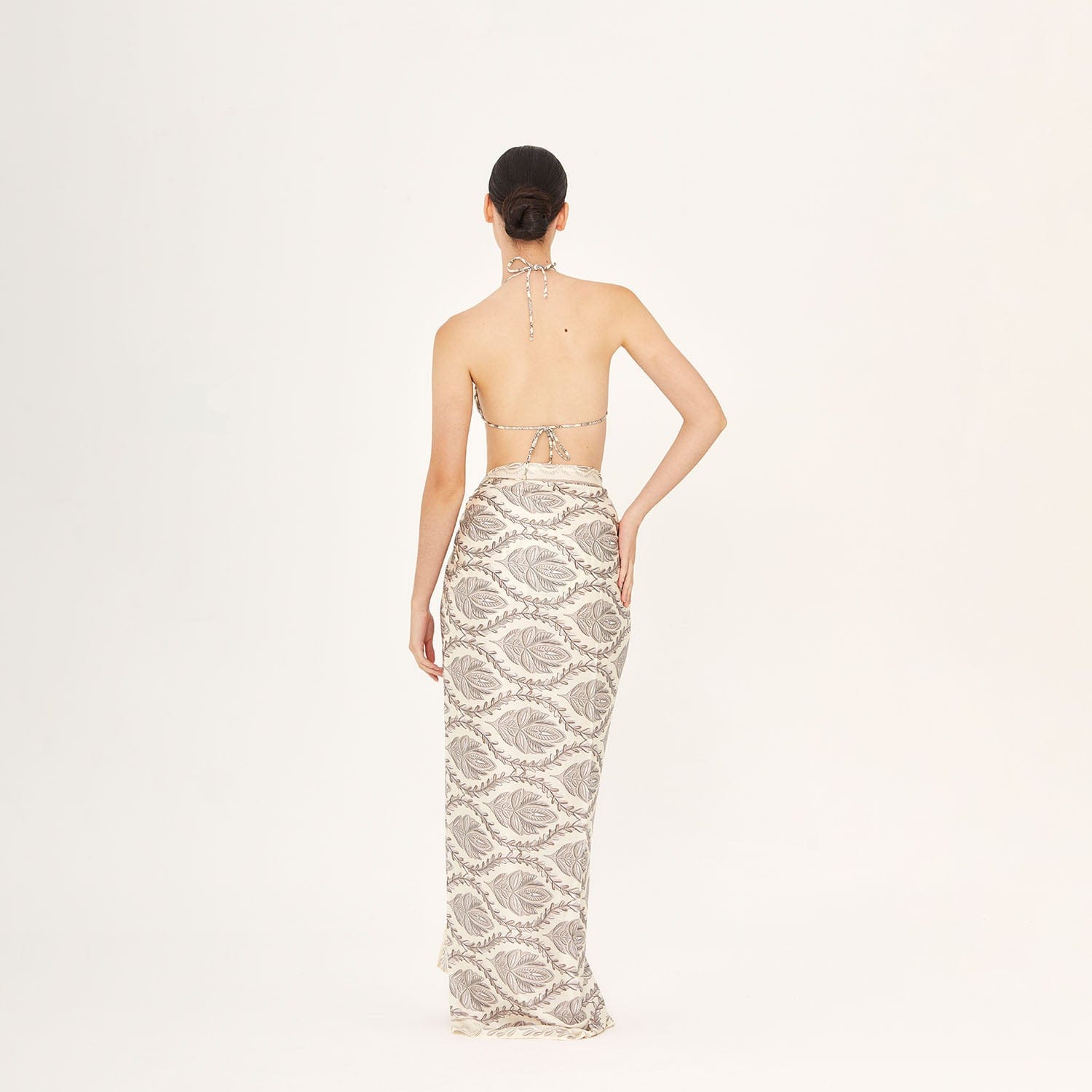 . SKIRT 26 U PAREO / SCARF SILK VISCOSE SULTANA 500