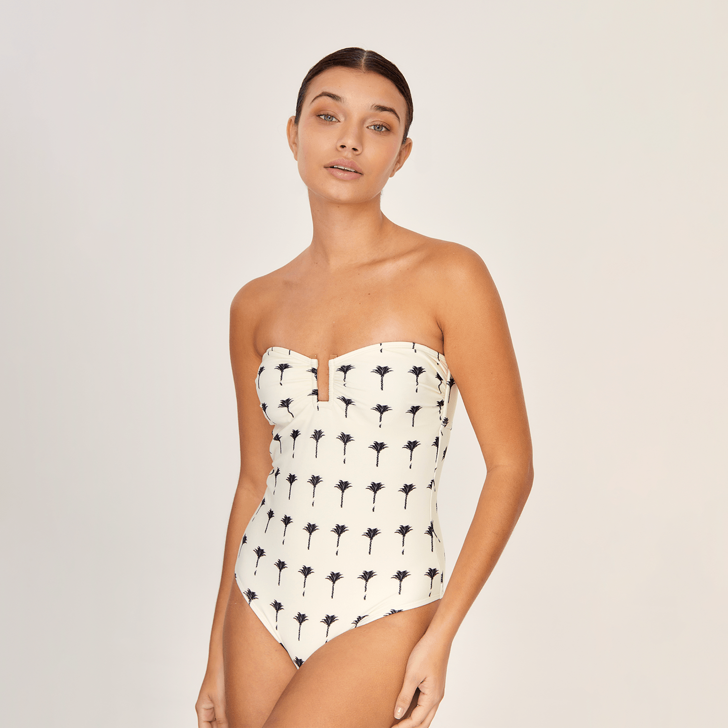 . ONE PIECE 25 ONE PIECE  THE PALMS 161