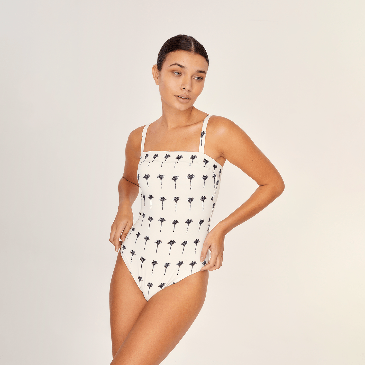 . ONE PIECE 25 ONE PIECE  THE PALMS 172