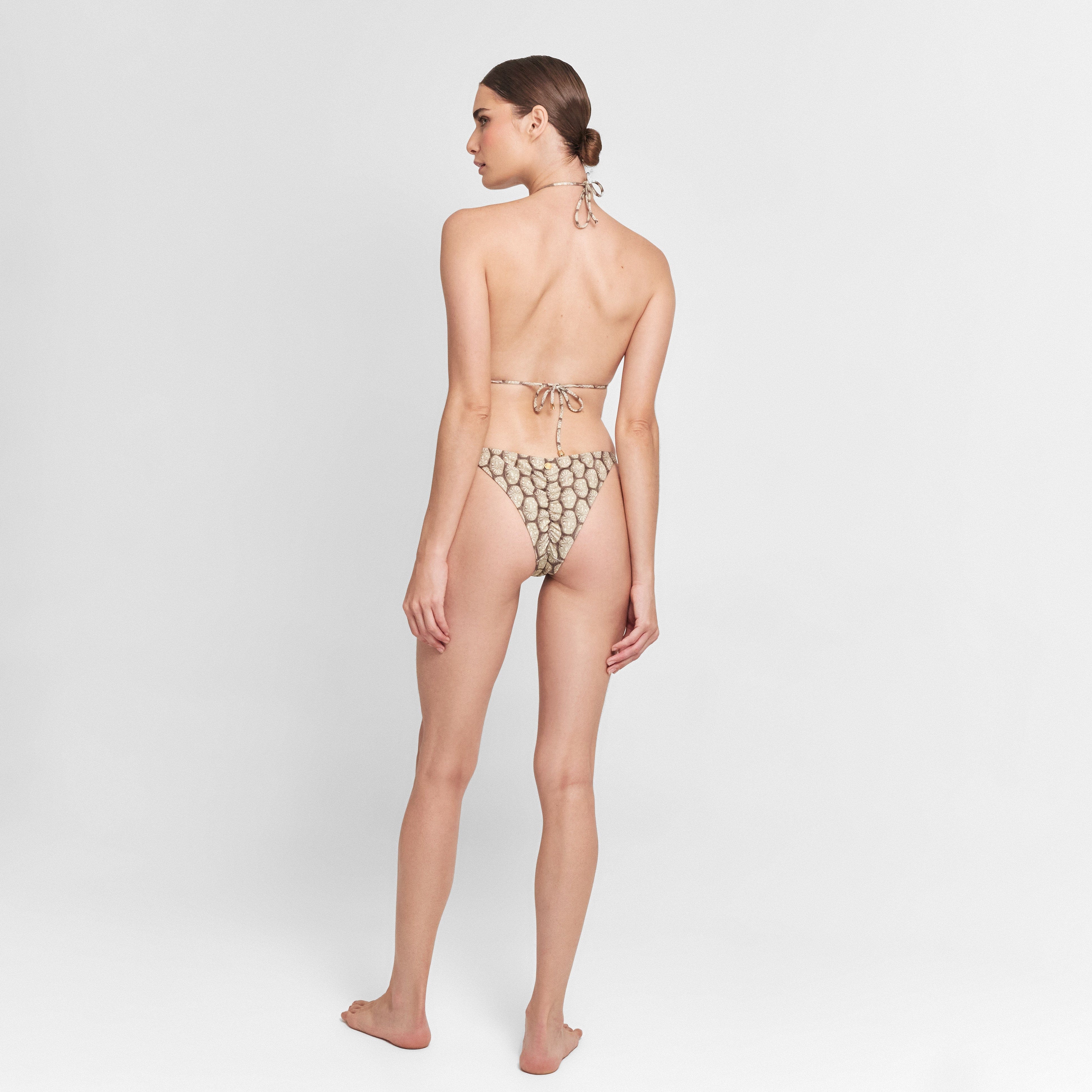 . BIKINI BOTTOM 24 STRING BOTTOM PIÑA 