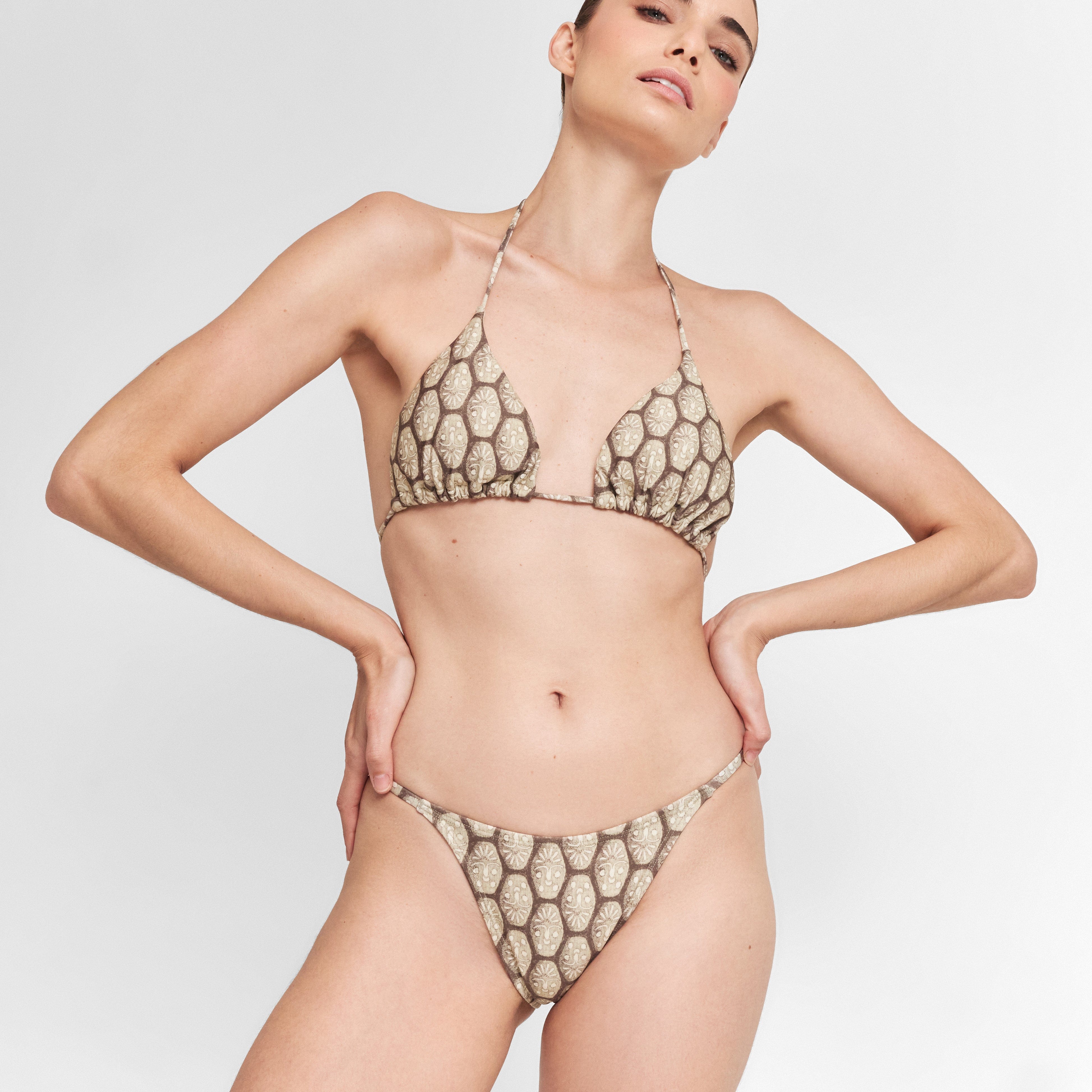 . BIKINI TOP 24 TRIANGLE TOP PIÑA 