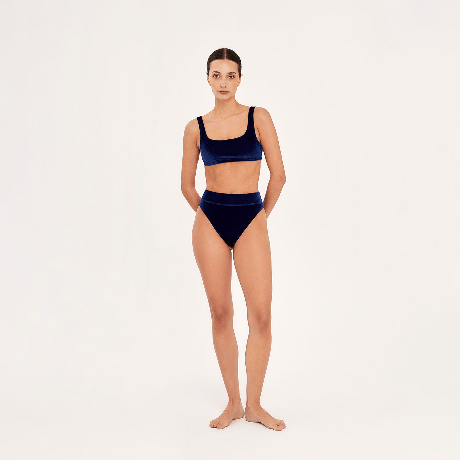 . BIKINI TOP 26 Dynastie Top