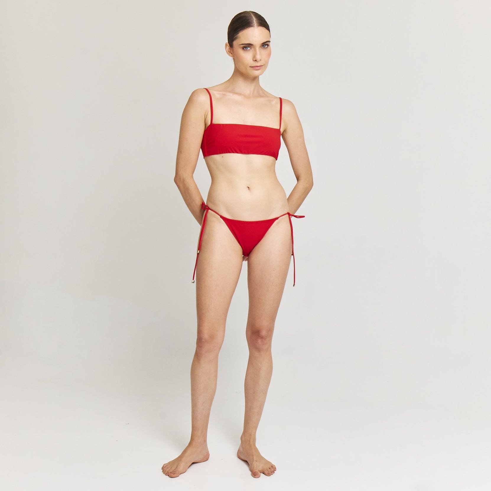 . BIKINI TOP LISO BANDEAU TOP CLASSIC RED 