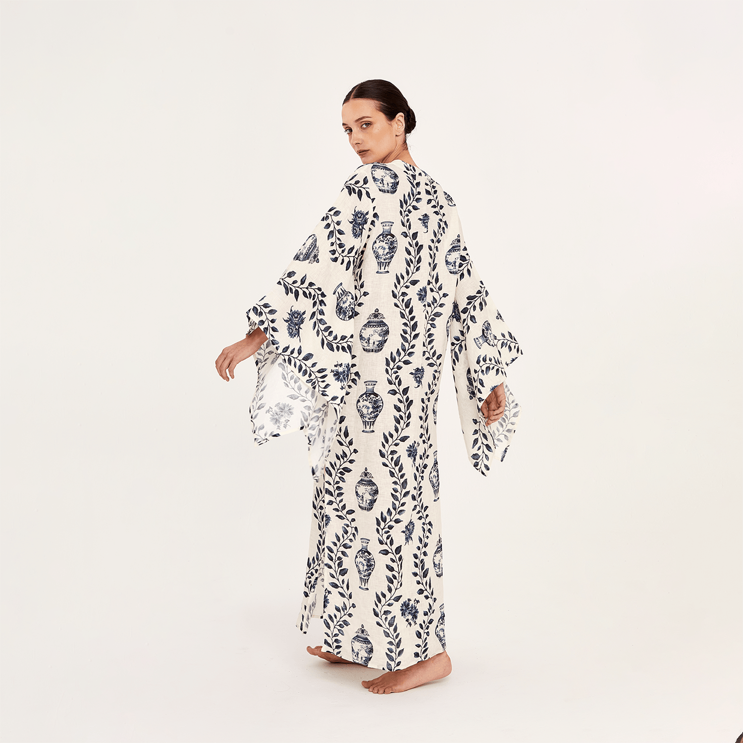 . DRESS 26 Dynastie Long Kaftan